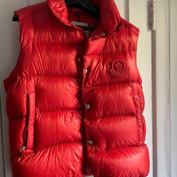 Moncler Tarnos Size 1 (Small) 2-in-1 Vest & Puffer - Picture 4 of 8